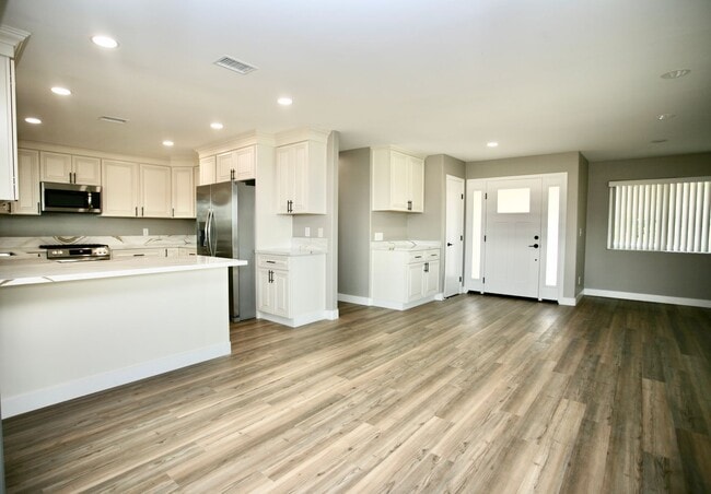 Photo - Valle Caballo Ln Unit Valle Caballo A