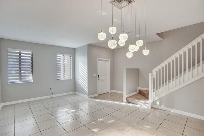 Photo - 389 NE 208th Ter