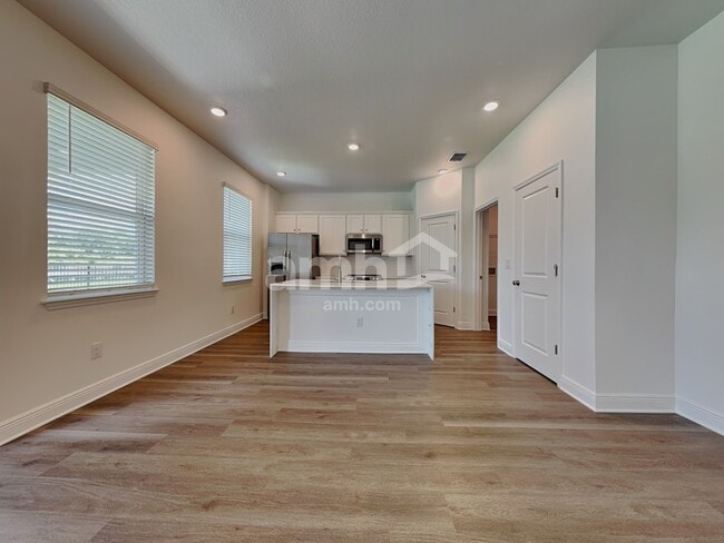 27936 Madison Grn Wy