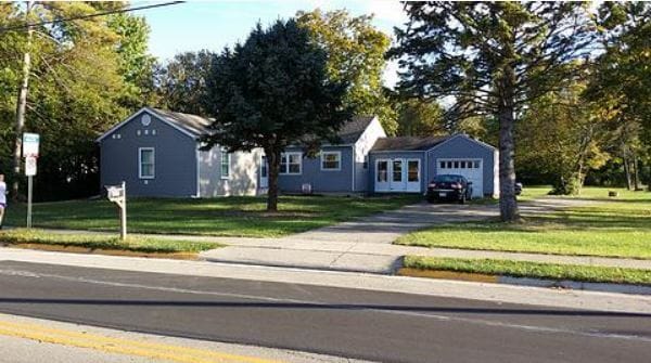 Photo - 331 E Chestnut St