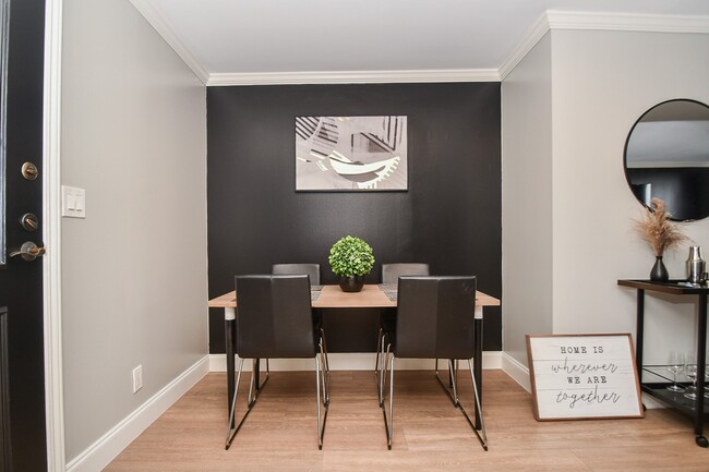 Photo - 3525 Sage Rd Unit 514