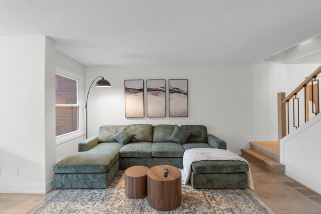 Photo - 626 Adelaide St W Unité SI ID1403776P