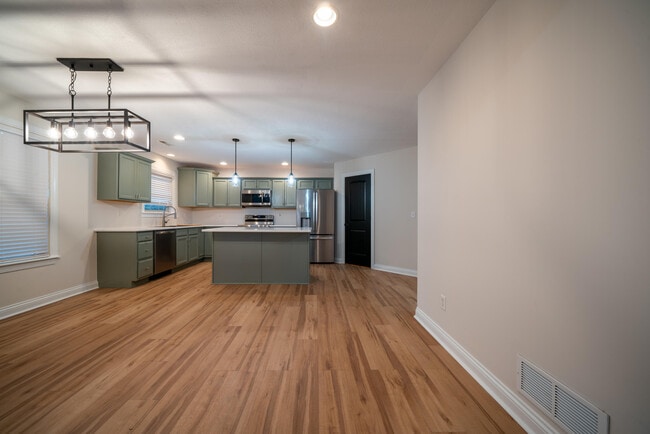 Photo - 3309 Crabapple Ln