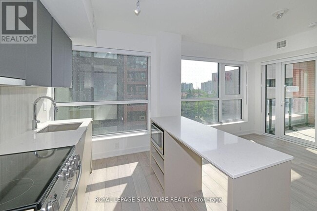 Photo - 8 Tippett Rd Unit 319