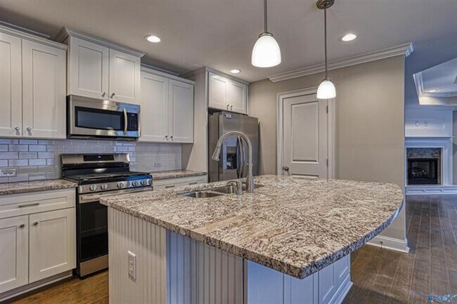 Photo - 15607 Ironcrest Drive NW