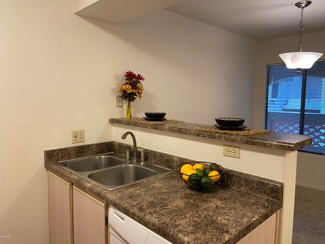 Photo - 5751 N Kolb Rd Unit 7204