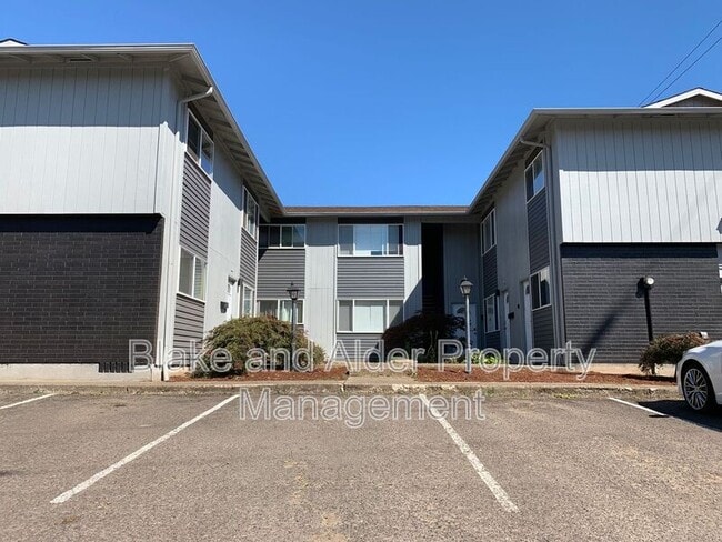 Building Photo - 834 SE 42nd Ave