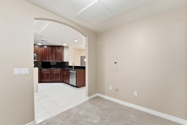 Photo - 5350 E Deer Valley Dr Unidad 3232