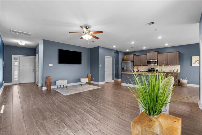 Photo - 4207 W Bayou Maison Cir