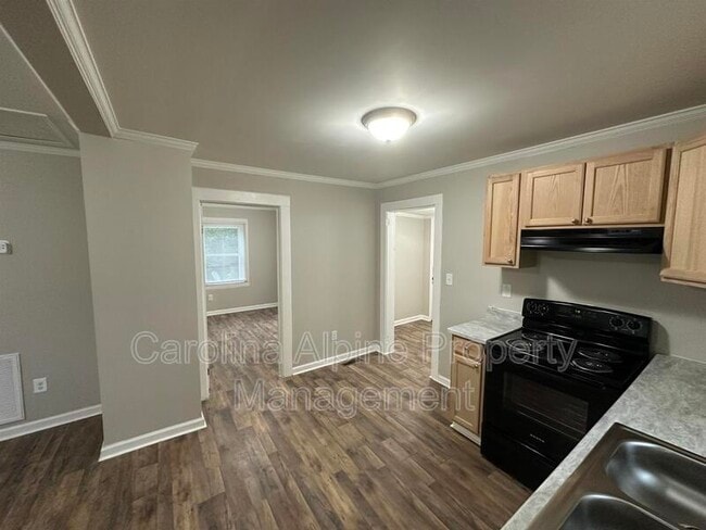 Photo - 416 Airline Ext