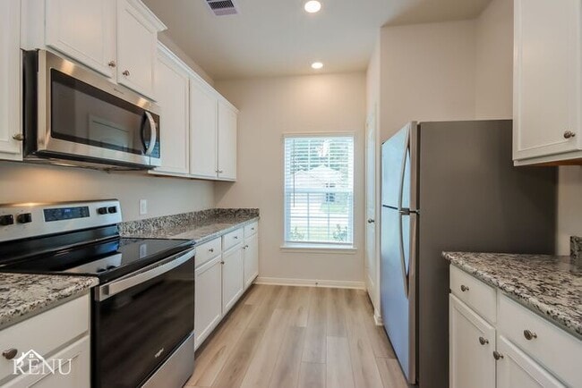 Photo - 10461 Sweetwater Creek Dr