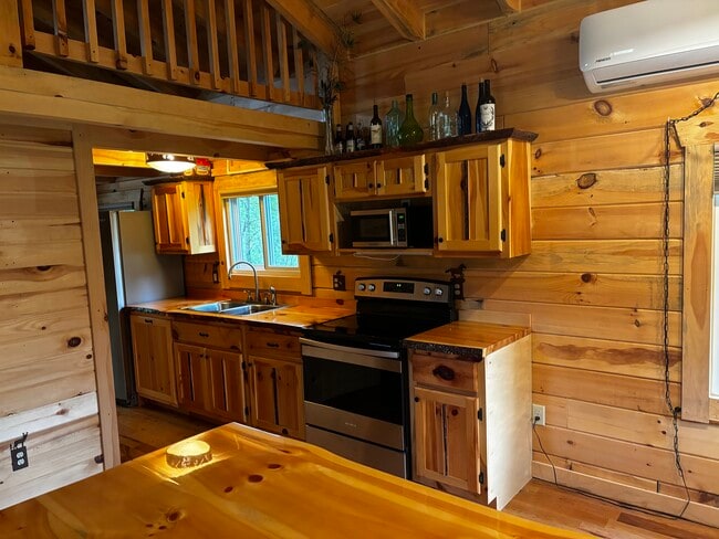 Photo - 2819 Erin Ln