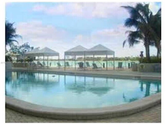 Photo - 1035 West Ave Unidad 302