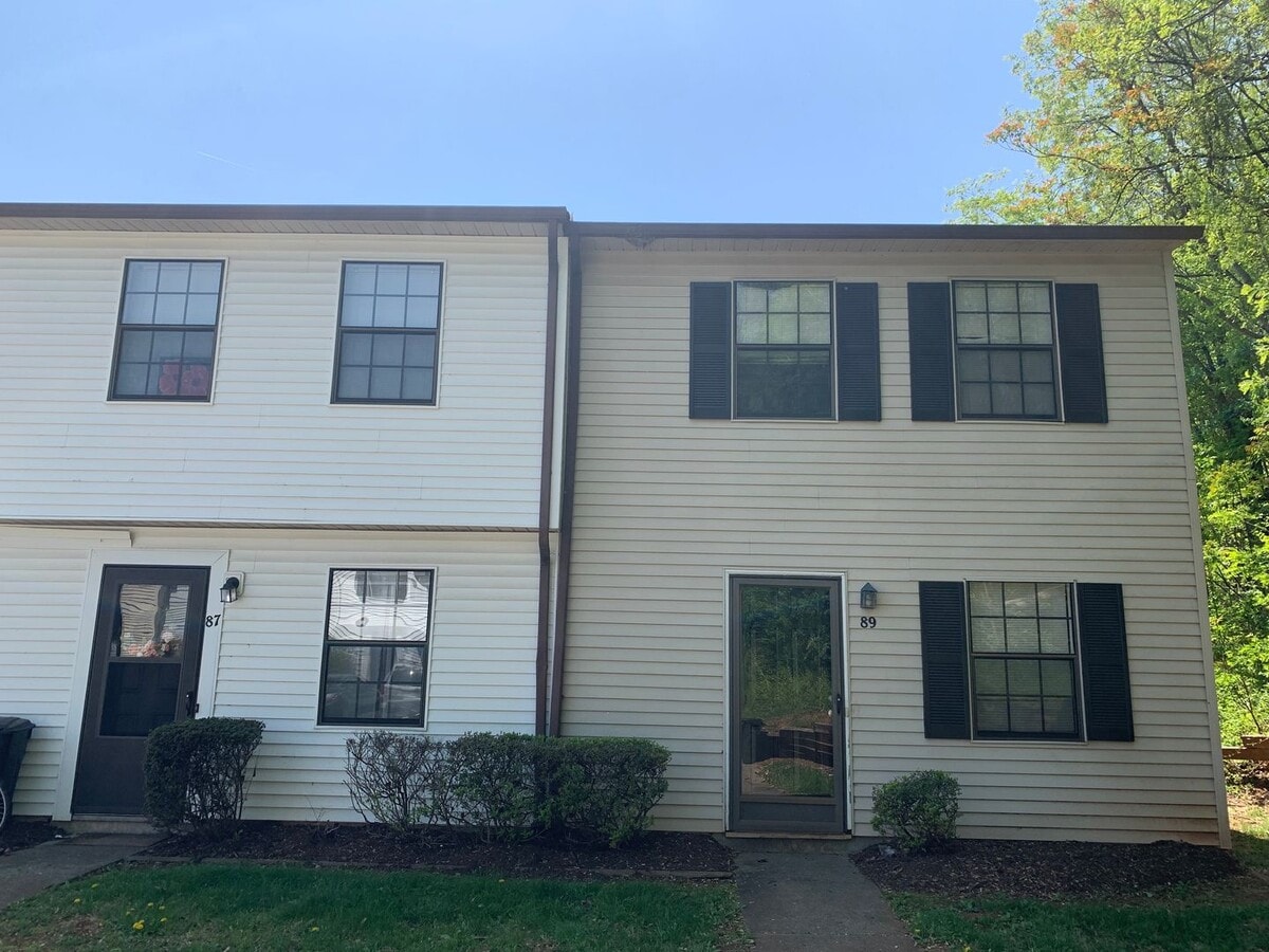 Photo - CountryPlace Townhomes Off Lakeside Drive