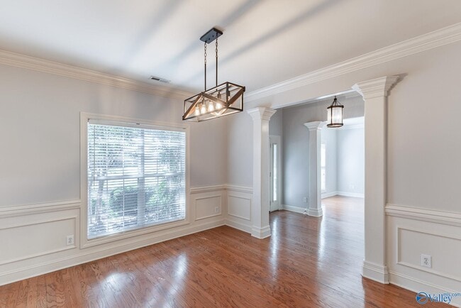 Photo - 125 Monument Ln