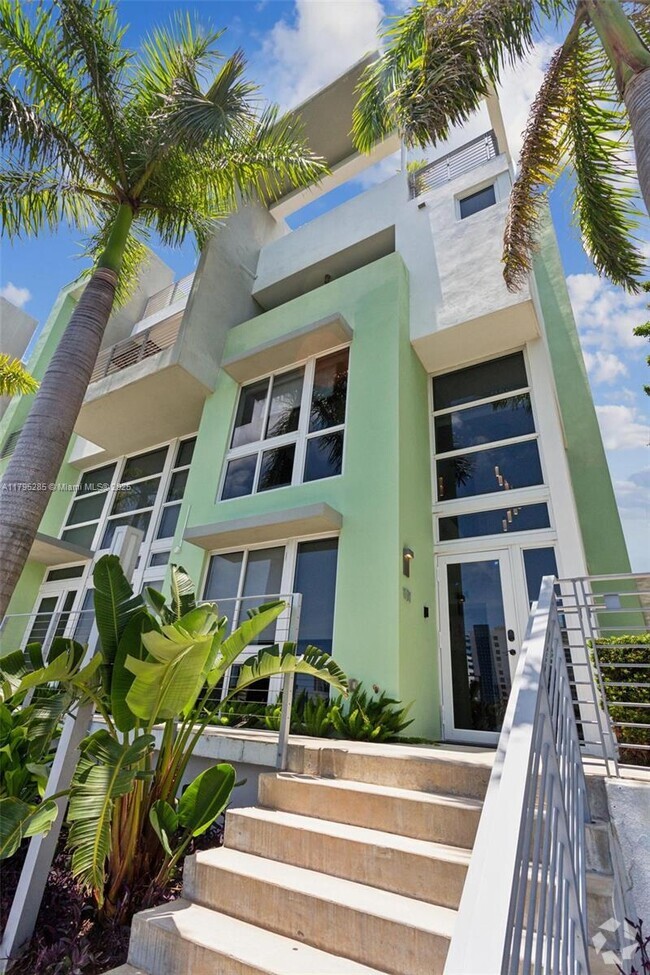 Building Photo - 101 N Shore Dr Rental