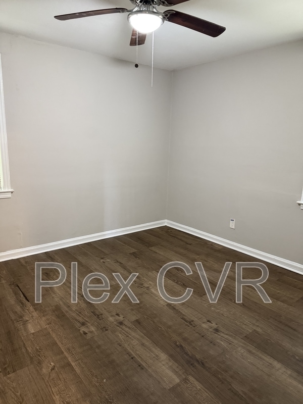 Photo - 3134 Head St