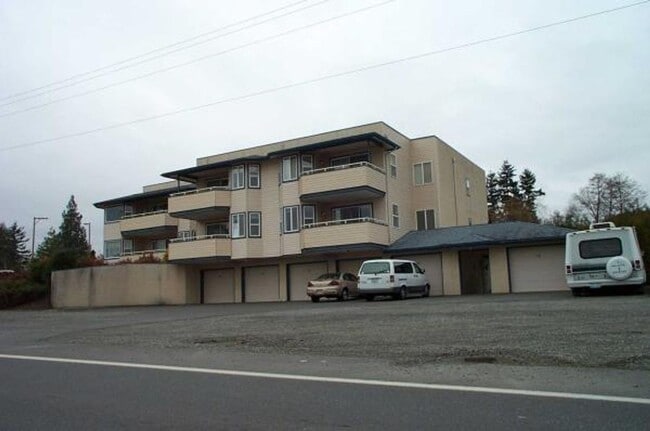 Building Photo - Condo in Blaine for Rent