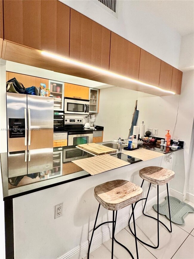 Photo - 1750 N Bayshore Dr Unit 1605