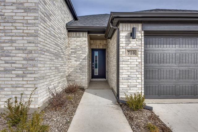 Photo - 710 Tidal Dr