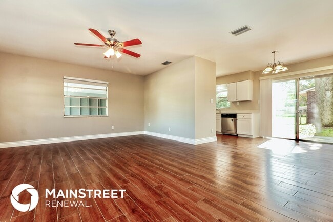 Photo - 601 Vining St