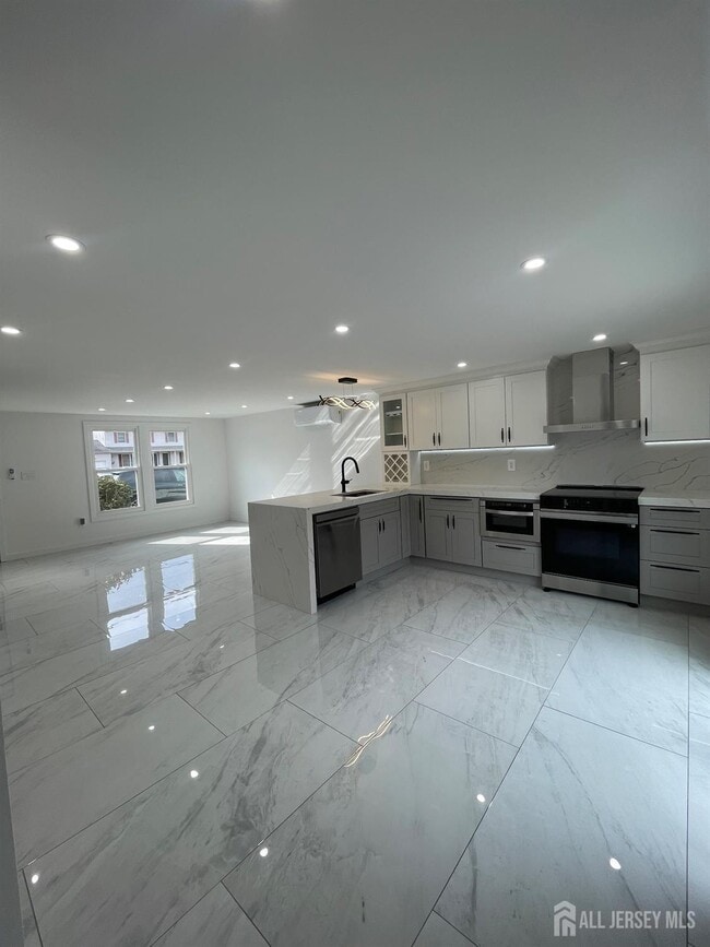 Photo - 1220 Englishtown Rd