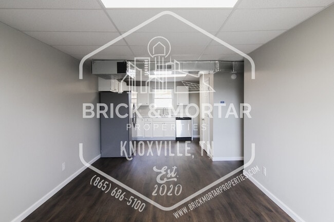 Photo - 1005 Clendenen Rd