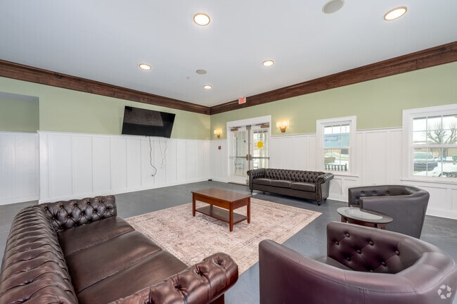 Community Room - Christamore Court Rehab LP