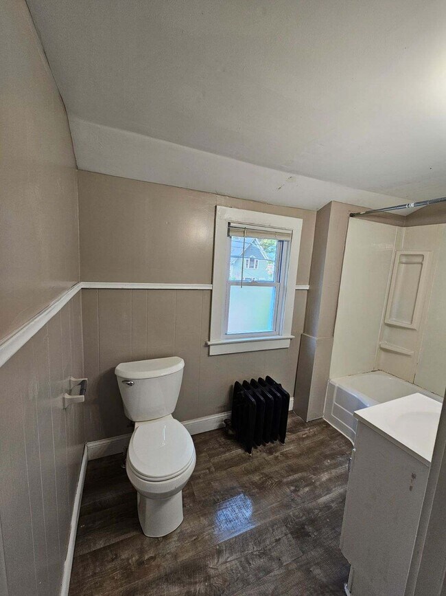 1603 Jerome St Apartments Unit B Lansing, MI