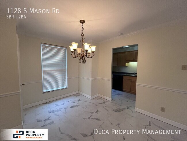 Photo - 1128 S Mason Rd