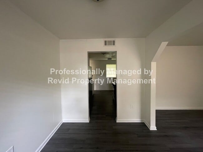 Photo - 3269 Sunrise St
