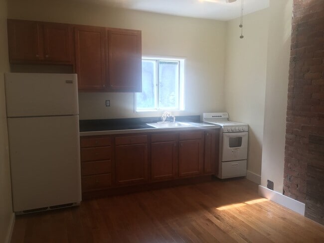 Photo - 721 Chislett St Unit Apt 2
