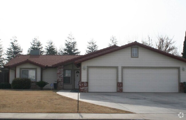 Building Photo - Beautiful NW home w/ SOLAR! 3bd+2ba $2,600!!