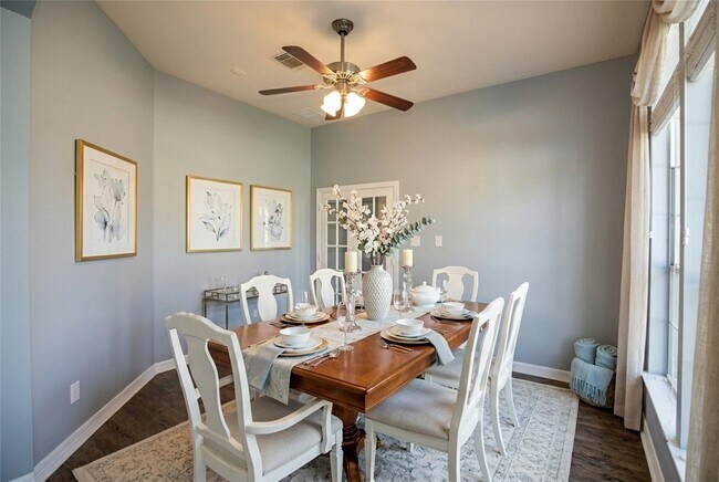 1553 Tahoe Ct