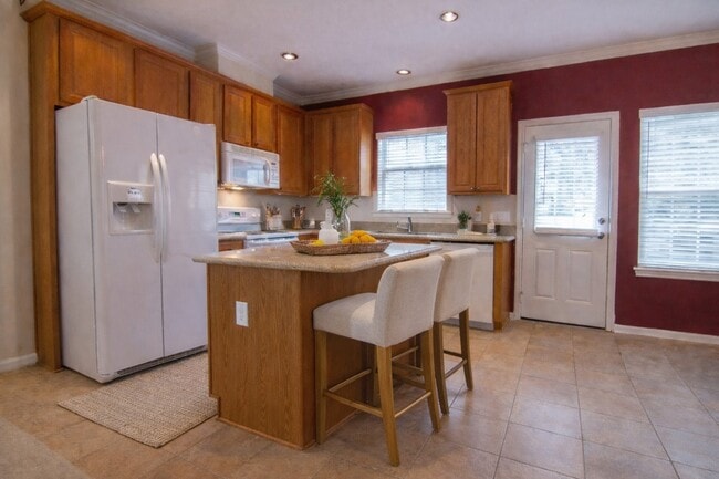 Photo - 418 Price Dr