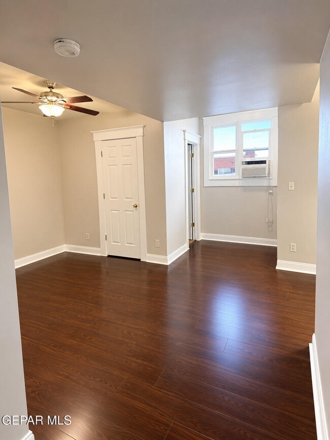 Photo - 521 W Missouri Ave Unit 13
