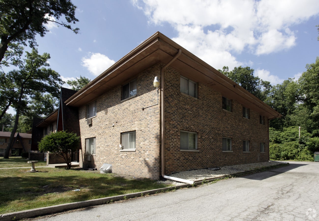 Oak View Apartments - Oak View Apartments