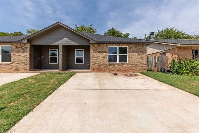 Photo - 8787 St George Way