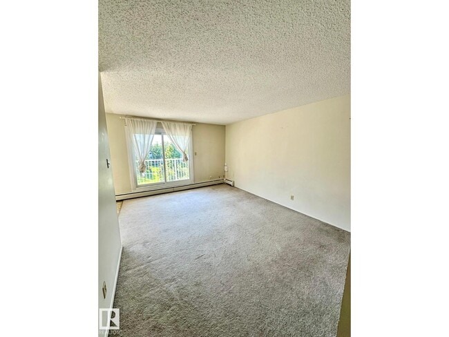 Photo - #71 11255 31 AV NW