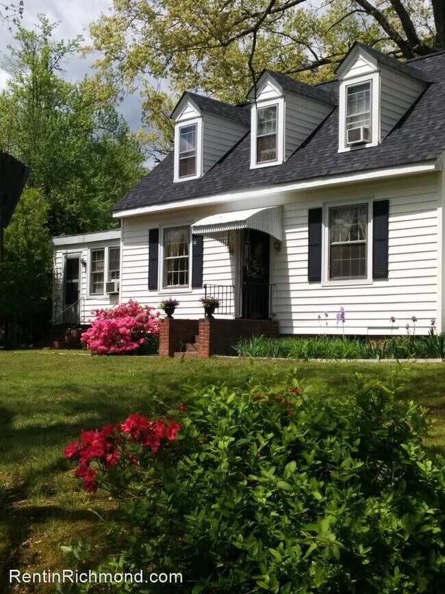 Photo - 4 br, 3 bath House - 5138 W. Belmont Road