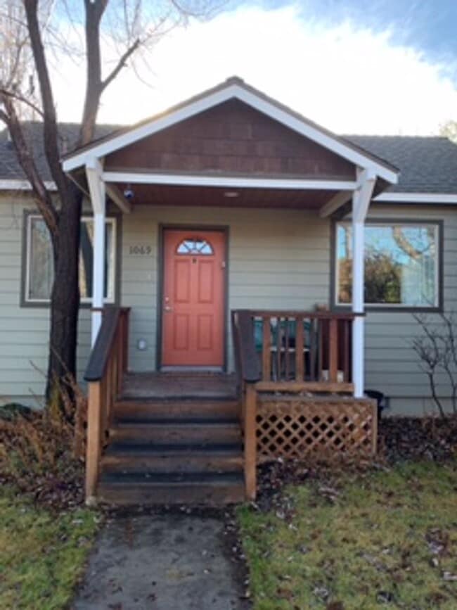 Downtown NW Bend Home Close to the River - Downtown NW Bend Home Close to the River