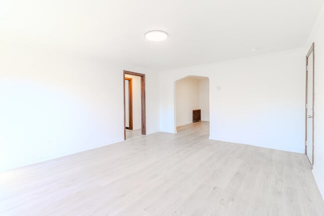 Photo - 825 5th Ave Unit 1