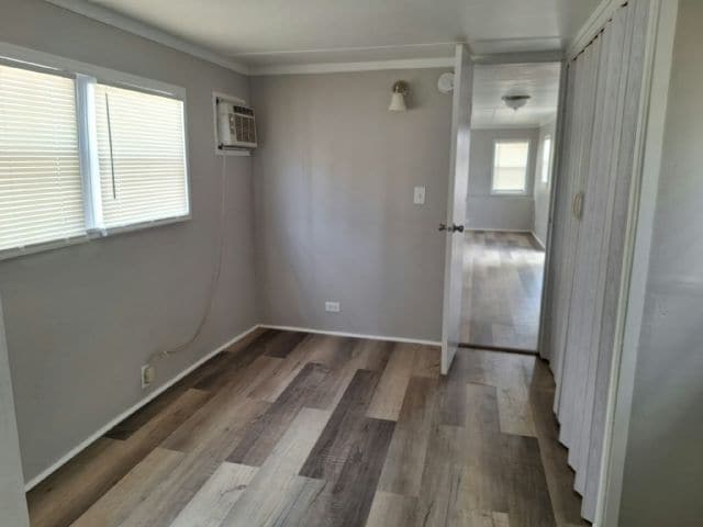 Photo - 4943 E Hillsborough Ave