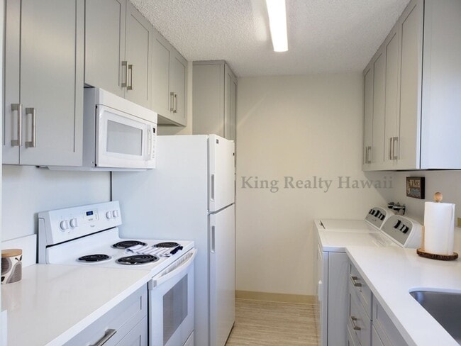 Photo - **UPGRADED, RARE Only 2 units per floor! 2... Unit 1111 WILD 6A