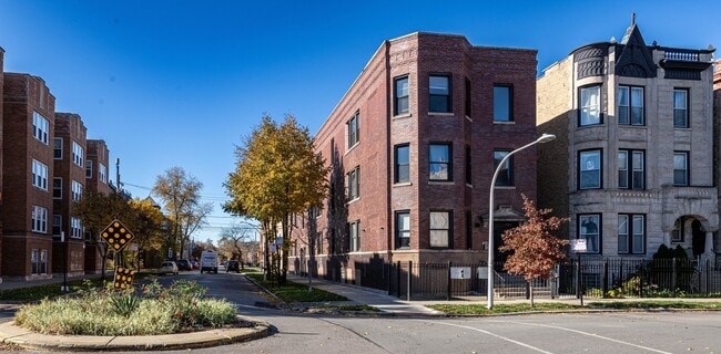 Building Photo - 2606 W Le Moyne St Unit 2 Rental