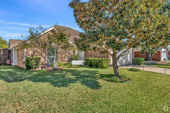 Building Photo - 6602 Bluebonnet Dr Rental