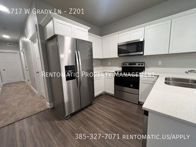 Photo - 4717 W Grady Ln