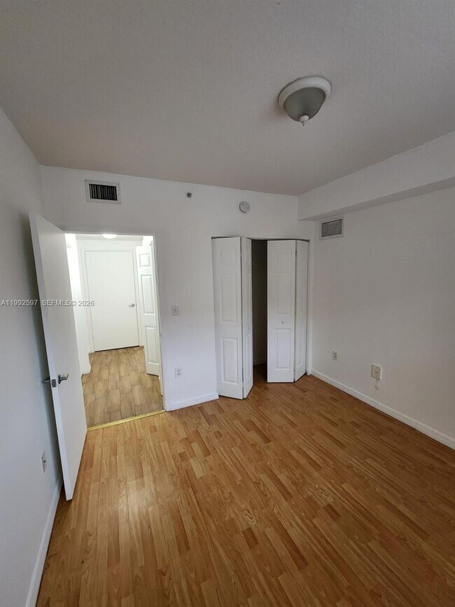 Photo - 11060 SW 196th St Unit 213