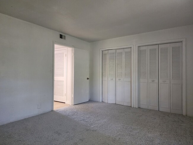 Photo - 1 Bedroom / 1 Bathroom Apartment Home ** SPECIAL ** Unit 1140-219