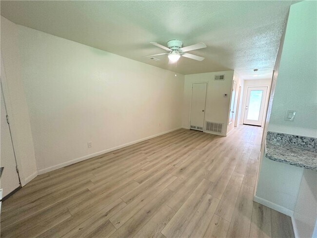 Photo - 515 Fallin Ave